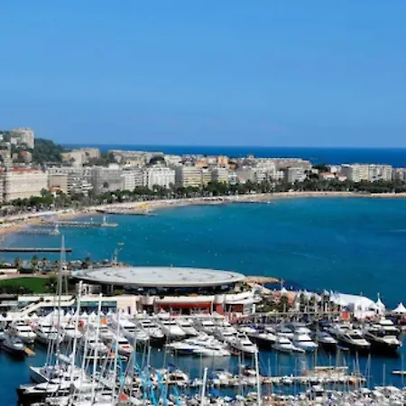 Le Mistral 3*