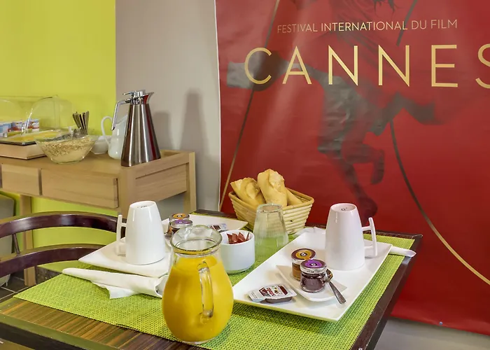 Le Mistral 3* Cannes