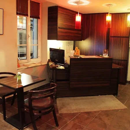 Le Mistral 3* 칸느