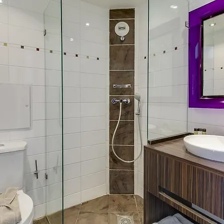 Le Mistral 3* Cannes