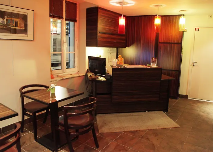 Le Mistral 3* Cannes