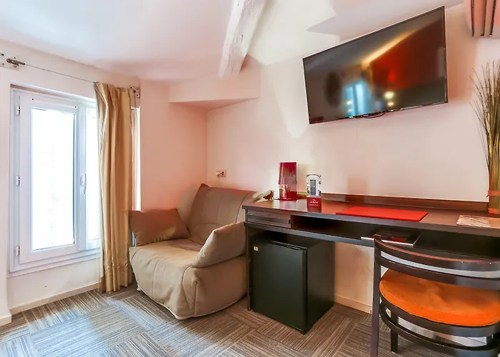 Le Mistral 3* Cannes