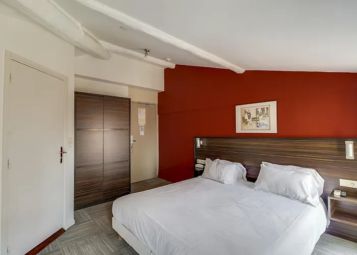 Le Mistral 3*